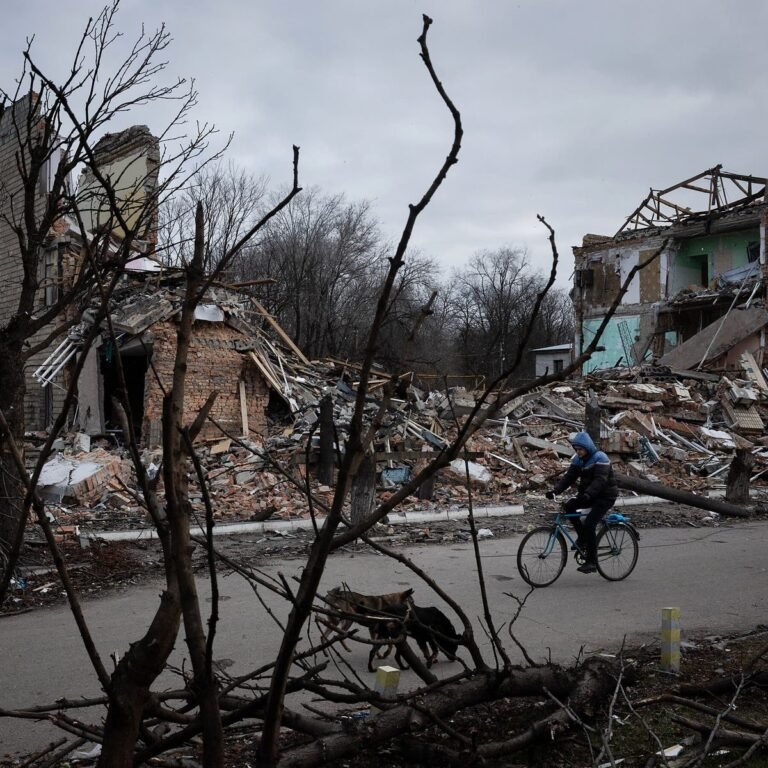 19int-ukraine-blackrock-vtpc-mobileMasterAt3x