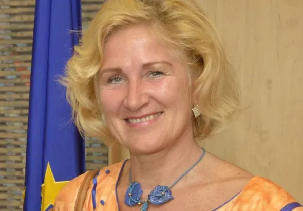 4cf5ee2d-53d3-41b7-854c-0f390f8a063a