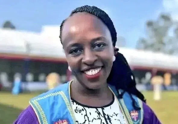 e7df04ab-cfbe-4e41-bdfe-3c0d5b0046db