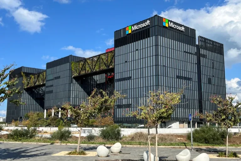 2022-12-27T094008Z_682145682_RC29EY9BZBWR_RTRMADP_3_ISRAEL-POLITICS-BUSINESS-1773224916