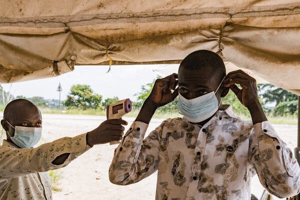 21int-ebola-uganda-mpzg-articleLarge